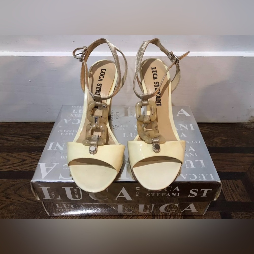 Luca Stefani open toe high heel